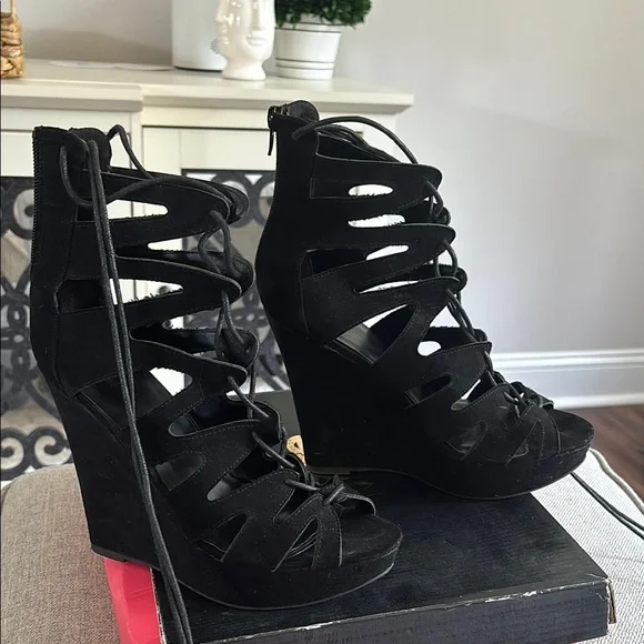 Black Lace-Up Wedge Sandals - Picture 2 of 7